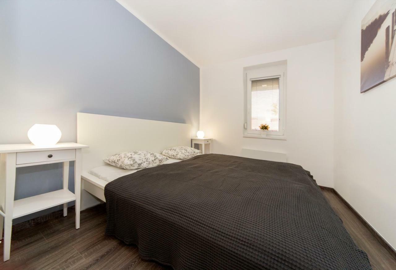 RÉS Apartman Eger Bagian luar foto