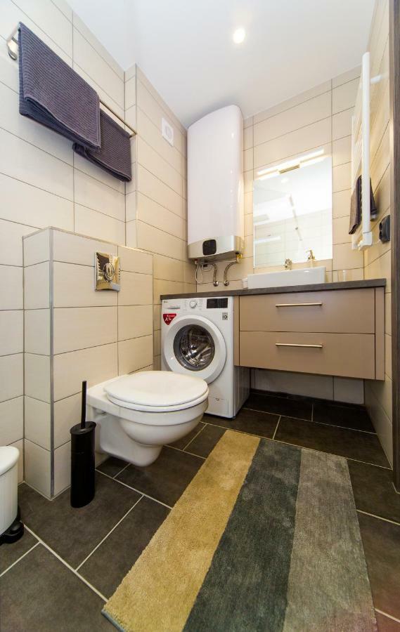 RÉS Apartman Eger Bagian luar foto